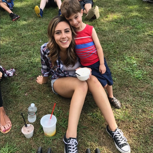 Meet your Posher, Alexandra - Picture 4 of 5